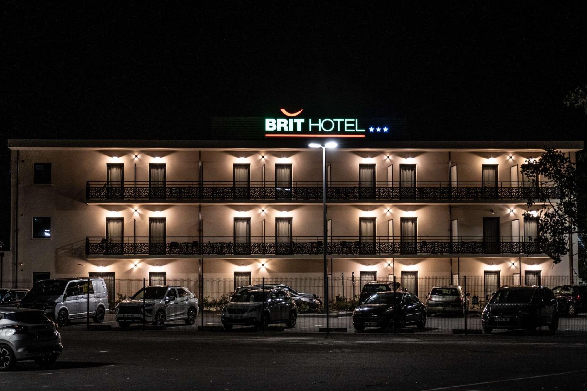 Brit Hotel Privilege Figeac Exteriér fotografie