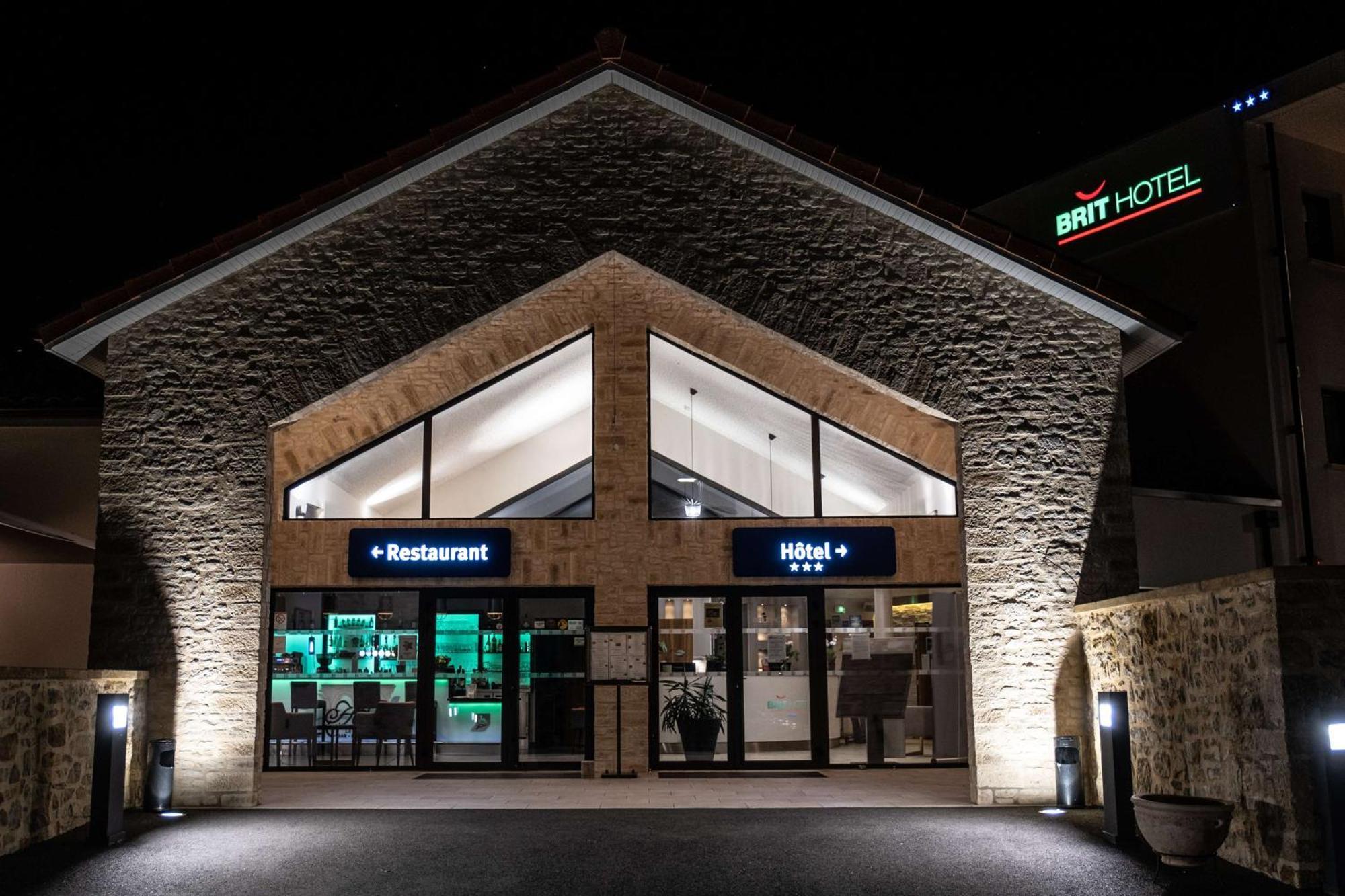 Brit Hotel Privilege Figeac Exteriér fotografie